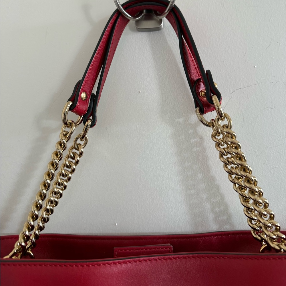 Gucci Red Leather Tote with Embossed GG and Gold Chain Handles - Picture 3 of 16
